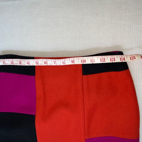 Club Monaco (2) wool colour-block knee-length skirt: pink, orange & black. - Picture 8 of 13